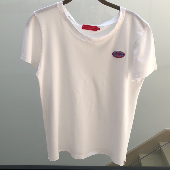 n philanthropy Tops - N: Philanthropy tee with lips